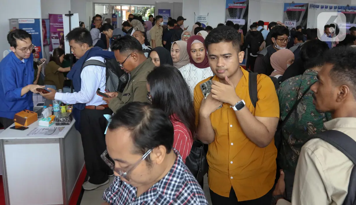 Kepala BPS DKI Jakarta Nurul Hasanudin menyebut, pada Senin (5/5/2025), dari Survei Angkatan Kerja Nasional (Sakernas) 2025, angka pengangguran di kota besar ini bertambah 10,8 ribu orang dibandingkan tahun sebelumnya. (Liputan6.com/Herman Zakharia)