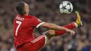 Gelandang Bayern Munchen, Franck Ribery, mengontrol bola saat melawan Anderlecht pada laga Liga Champions di Stadion Allianz Arena, Munchen, Selasa (12/9/2017). Munchen menang 3-0 atas Anderlecht. (AFP/Guenter Schiffmann)