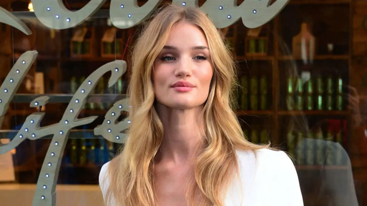 Rosie Huntington-Whiteley