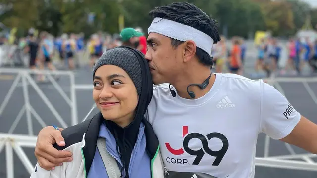 7 Potret Liburan Ayudia Bing Slamet dan Ditto di Amerika Serikat, Ikut Lari Maraton