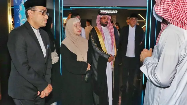 6 Potret Puan Maharani saat Tampil Berhijab, Panen Pujian