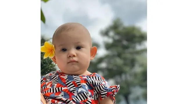 6 Potret Tumbuh Kembang Arabella Anak Aura Kasih dari Lahir Hingga Genap Setahun