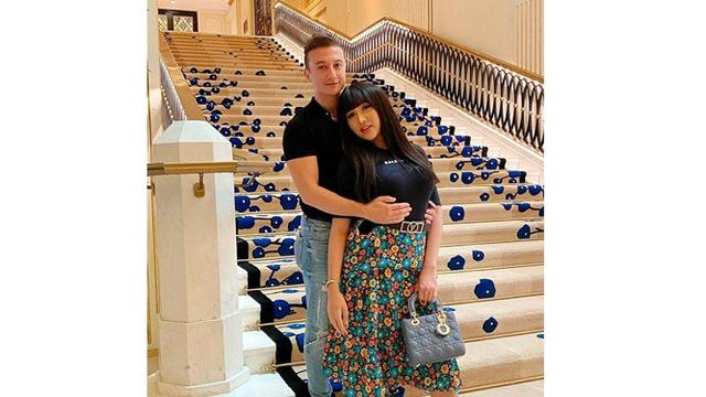 5 Potret Mesra Lucinta Luna dan Kekasih Barunya, Curi Perhatian