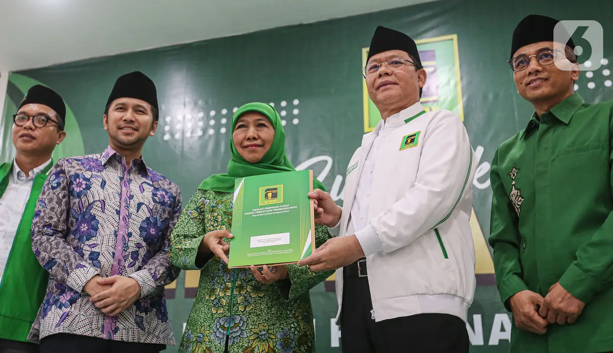 Selain PPP, sejumlah partai politik sudah menyatakan mendukung Khofifah-Emil, diantaranya Partai Demokrat, Partai Gerindra, Partai Golkar, Partai Amanat Nasional (PAN), Partai Solidaritas Indonesia (PSI) dan Partai Perindo. (Liputan6.com/Angga Yuniar)
