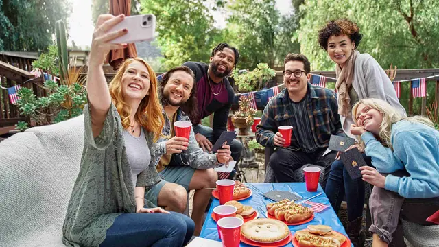 Ilustrasi kehidupan sosial yang baik dan sehat