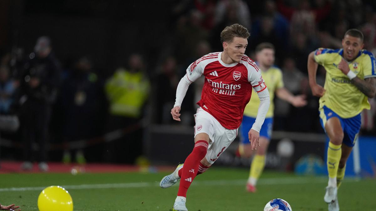 Martin Odegaard Bantah Rumor Hengkang dari Arsenal