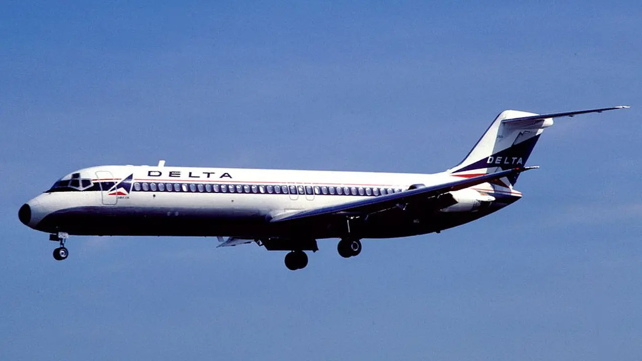 Pesawat Delta Air Lines DC-9-32, mirip dengan kapal terbang yang celaka pada 31 Juli 1973
