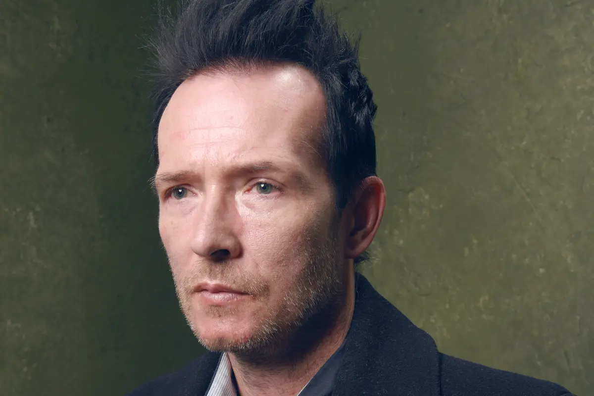 [Bintang] Scott Weiland