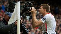 Foto Gerrard saat liverpool menang 4-0 atas MU di Old Trafford