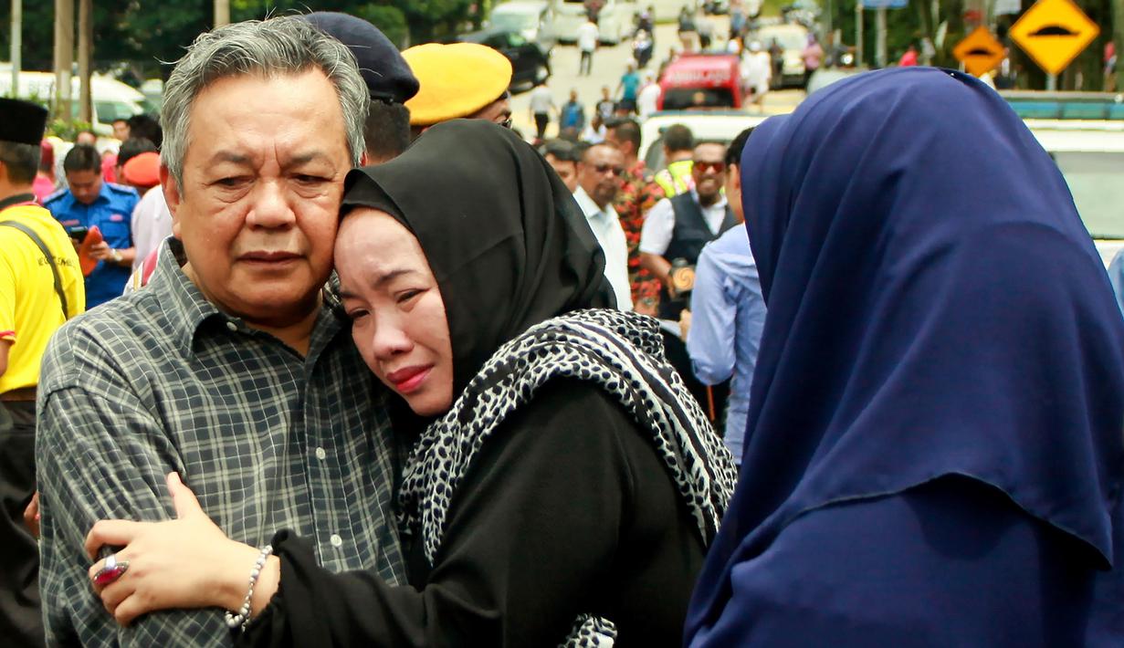 PHOTO: 25 Orang Tewas Akibat Kebakaran di Sekolah Agama ...
