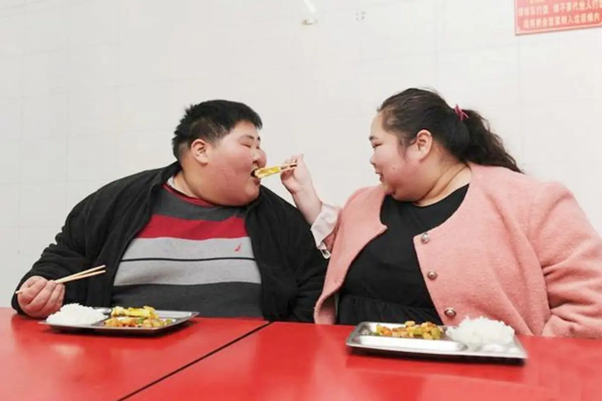 Pasangan Ini Harus Turunkan Berat Badan agar Bisa Bercinta