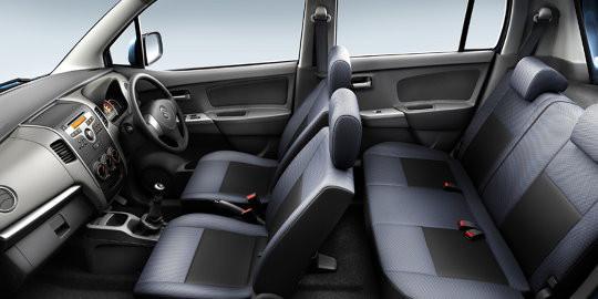 Suzuki Wagon R - Interior