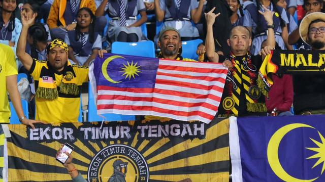 Suporter Timnas Malaysia - Timnas India Vs Timnas Malaysia
