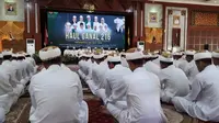 Haul Datu Kalampayan, ulama besa di Kalimantan Selatan, yang diselenggarakan terbuka untuk umum.