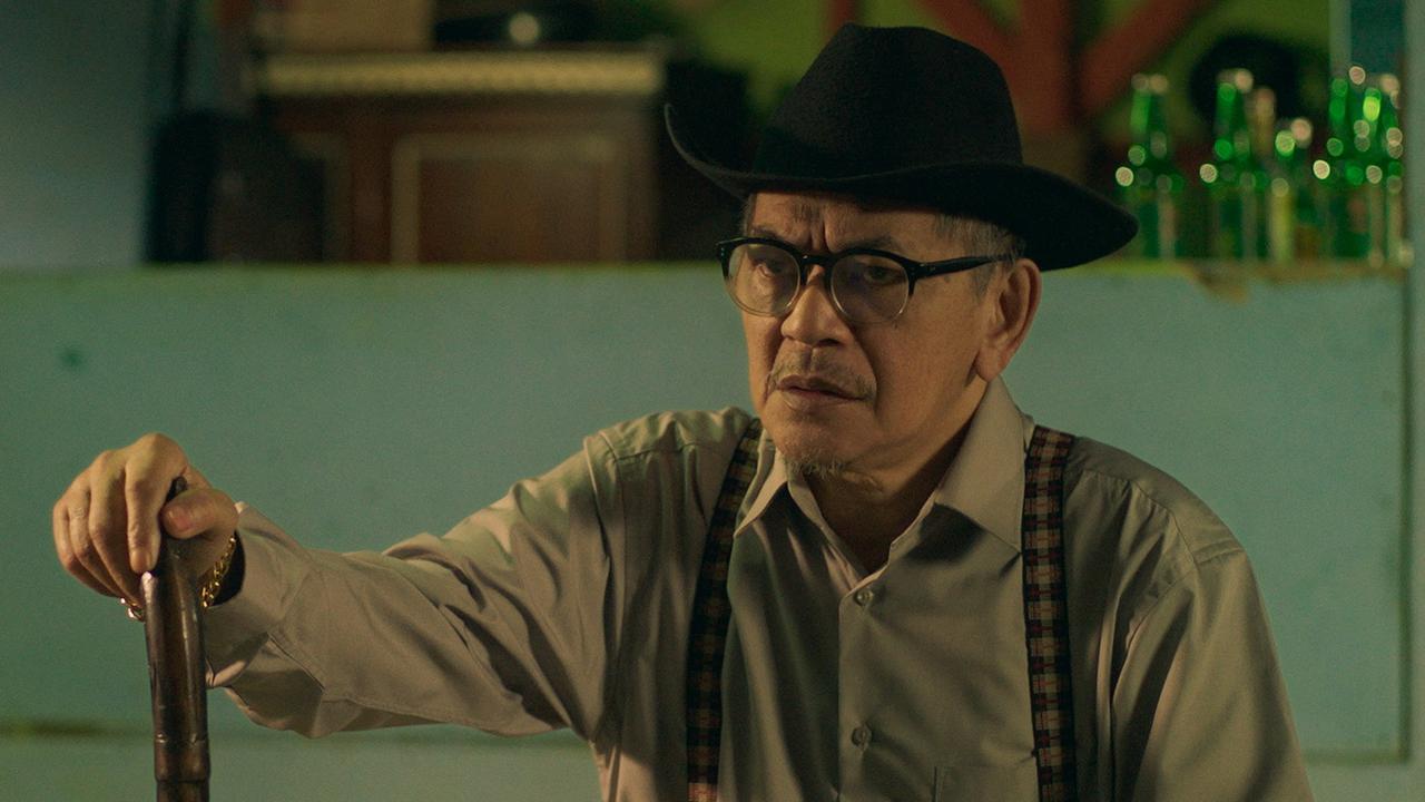 Ray Sahetapy sebagai Wirya dalam film Jin Khodam. (Foto: Dok. Mercusuar Films/ 786 Production)