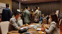 Suasana Table Top pertemuan dua pelaku industri pariwisata Kota Cirebon dan Yogyakarta. Foto (Liputan6.com / Panji Prayitno)