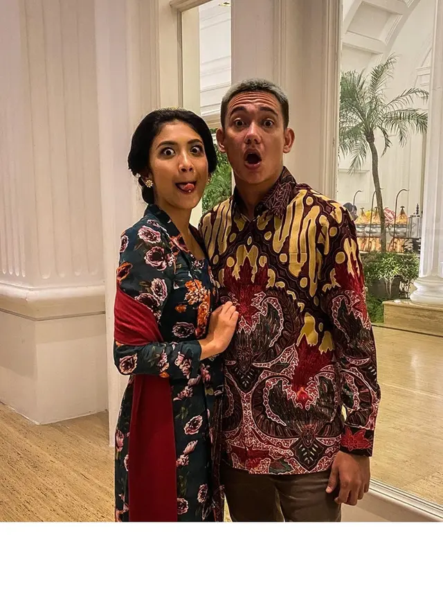 Dikabarkan Dekat, Ini 7 Potret Mesra Adipati Dolken dan Canti Tachril