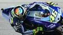 No. 7 Helm Valentino Rossi ini digunakan saat beraksi di GP San Marino yang berlangsung di Sirkuit Misano, (14/9/2013). (AFP/Giuseppe Cacace)