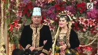 Simak tampilan cantik para selebritas tanah air saat menghadiri pernikahan Kahiyang Ayu dan Bobby Nasution.