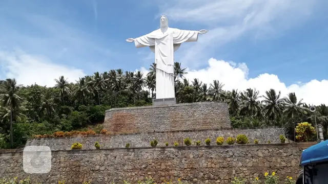 Patung Tuhan Yesus