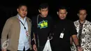 Presdir Agung Podomoro Land, Ariesman Widjaja mendatangi KPK, Jakarta, Jumat (1/4). Harisman menyerahkan diri usai penetapan dirinya sebagai tersangka terkait pembahasan raperda sonasi wilayah pesisir dan pulau-pulau terluar. (Liputan6.com/Helmi Afandi)