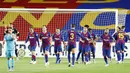 Pemain Barcelona Antoine Griezmann (ketiga kiri) usai mencetak gol ke gawang Leganes pada pertandingan La Liga Spanyol di Camp Nou, Barcelona, Spanyol, Selasa (16/6/2020). Wasit menganulir gol Griezmann karena menilai telah terjadi offside terlebih dulu. (AP Photo/Joan Montfort)