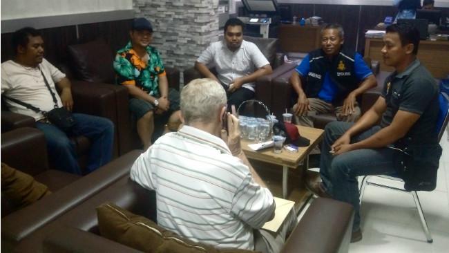 Imigrasi Mataram menciduk tiga WNA diduga bermasalah. (Liputan6.com/ Hans Bahanan)