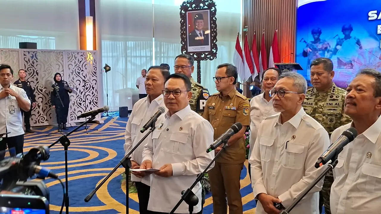 Menteri Koordinator Bidang Politik dan Keamanan, Dudung Abdurachman di Kantor Kementerian Kelautan dan Perikanan, Jakarta, Senin (12/10/2026). (Foto: Liputan6.com/Arief RH)