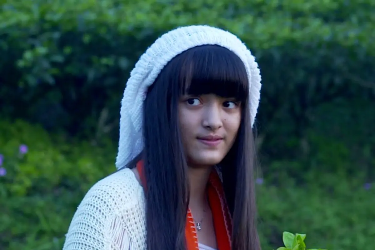 [Bintang] Mawar de Jongh