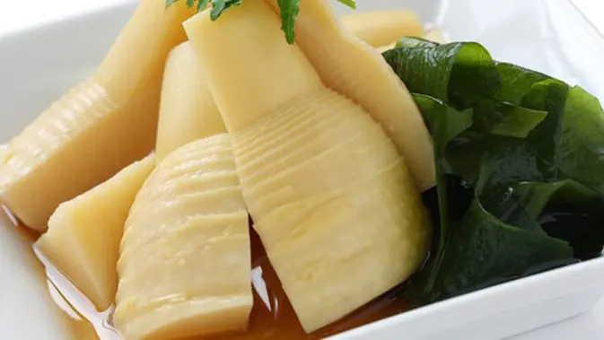 Cara Praktis Menghilangkan Bau Pesing Pada Rebung Lifestyle Fimela Com