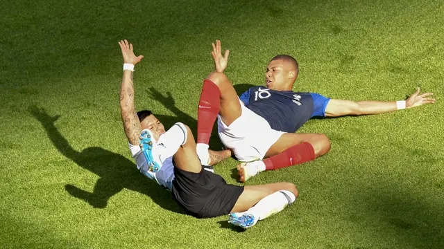 FOTO: Kylian Mbappe Fantastis, Prancis Tekuk Argentina