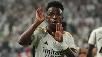 Dari 68 gol yang dikoleksi Vinicius Junior bersama Real Madrid, 6 gol di antaranya dicetak dalam 16 laga El Clasico kontra Barcelona di semua kompetisi, termasuk satu kali hattrick yang baru saja dicetaknya saat menang 4-1 atas Barcelona pada laga final Supercopa de Espana musim 2023/2024 (14/1/2024). (AFP/Giuseppe Cacace)