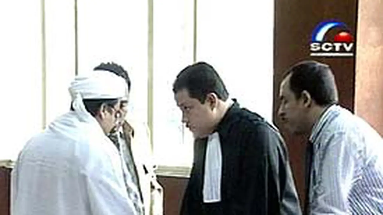 290703bSidangRizieq.jpg
