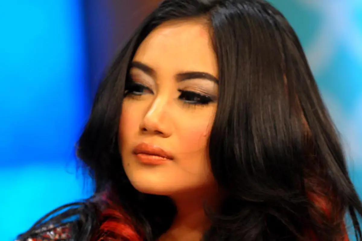 Pamela Safitri Duo Serigala