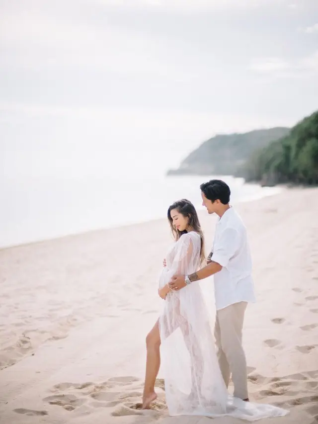6 Potret Maternity Shoot Jennifer Bachdim, Romantis Bareng Irfan Bachdim