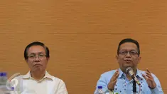 Ketua KEIN Soetrisno Bachir memberikan keterangan pada saat FGD Komite Ekonomi dan Industri Nasional (KEIN) di Jakarta, Rabu (5/10). KEIN tengah menyusun peta jalan (roadmap) industrialisasi sektor pariwisata. (Liputan6.com/Angga Yuniar)