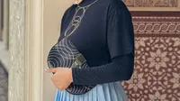4 Gaya Gamis Paula Verhoven hingga Febby Rastanty, Inspirasi Muslimah Bertubuh Tinggi