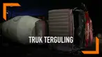 Kecelakaan tunggal terjadi di daerah Kranji Bekasi hari Minggu (24/3) sore. Truk molen terguling setelah sopir hllang kendali dan terpaksa banting truknya hingga terbalik. Kecelakaan ini sempat macetkan lalu lintas arah Bekasi ke Jakarta.