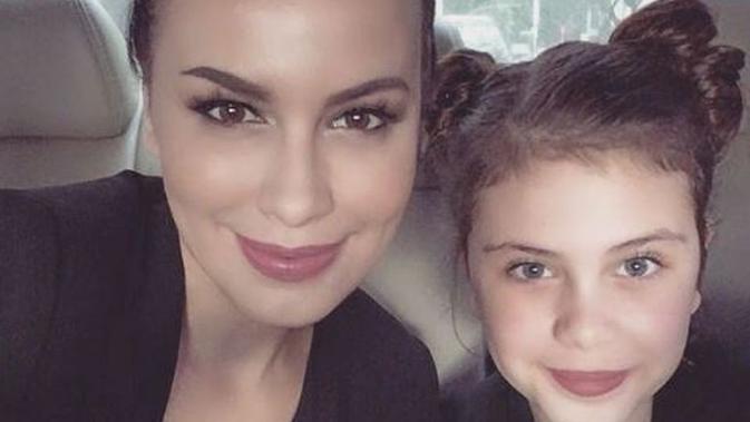 Anak Sophia Latjuba Ini Tak Kalah Cantik dari Eva Celia ...