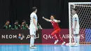 Kapten Timnas Futsal Indonesia, Mochammad Iqbal, melakukan selebrasi setelah mencetak gol ke gawang Kirgistan pada laga kedua Grup A Piala Asia Futsal 2026, Kamis (29/01/2026) malam WIB. (Bola.com/M Iqbal Ichsan)