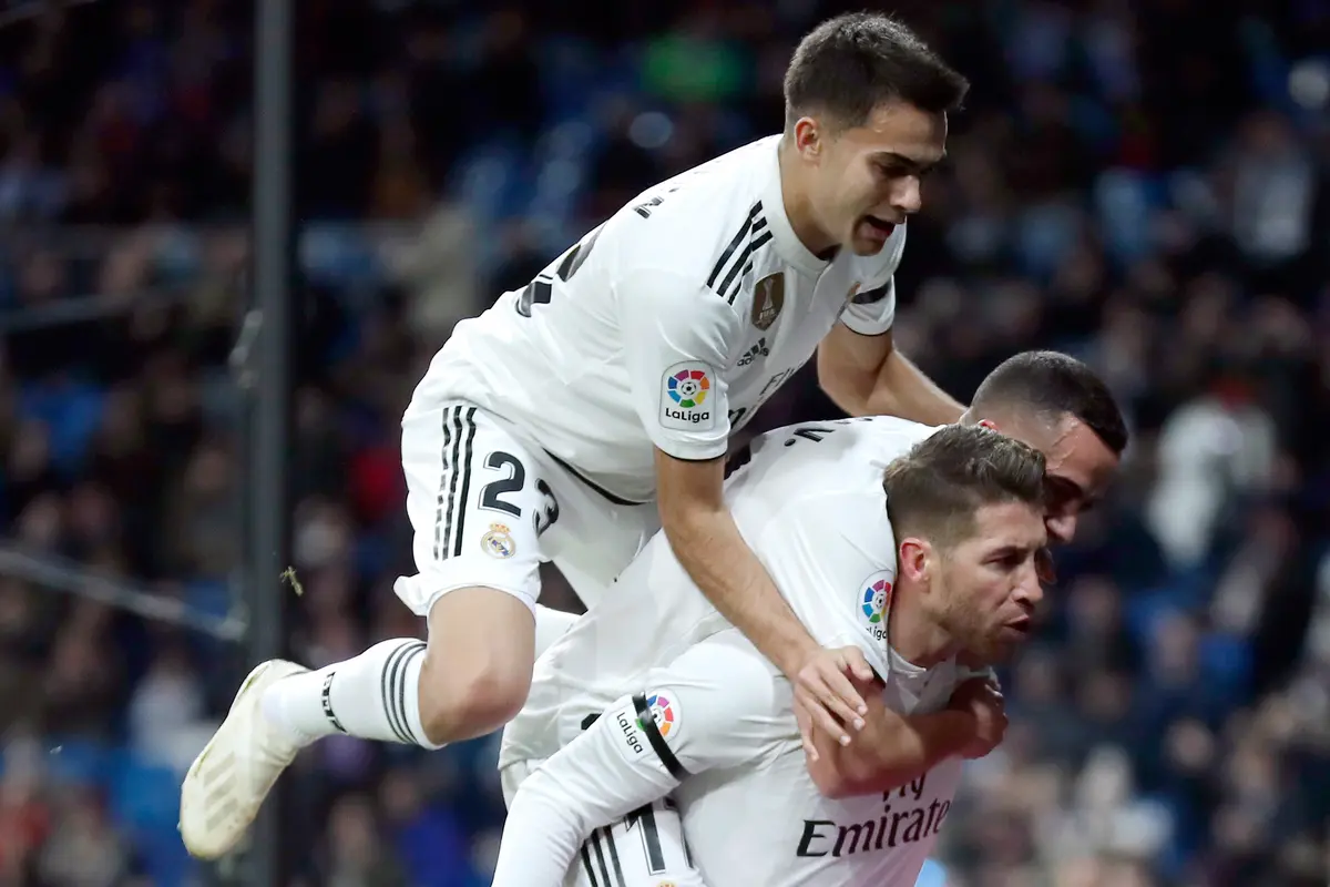Sergio Ramos Cetak Gol ke-100