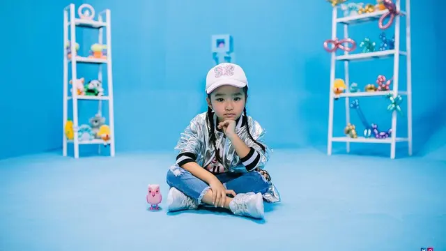 Jadi Penyanyi Cilik, Ini 6 Potret Thalia Putri Onsu saat Syuting Video Klip Lagu Baru