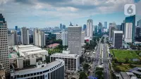 Foto udara gedung bertingkat di kawasan Sudirman, Jakarta, Rabu (8/4/2020). Berdasarkan US Air Quality Index (AQI), pukul 12.00 WIB, kualitas udara Jakarta tercatat di angka 35 serta polutan parameter PM2,5 menempatkan Jakarta diperingkat 78 dengan kualitas udara sedang. (Liputan6.com/Faizal Fanani)