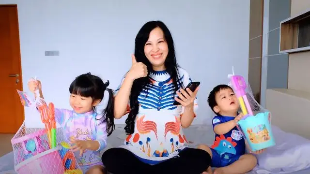 Diary Fimela: Berbagi Tips Parenting, Lina Amelia Jadi Momfluencer yang Viral di TikTok