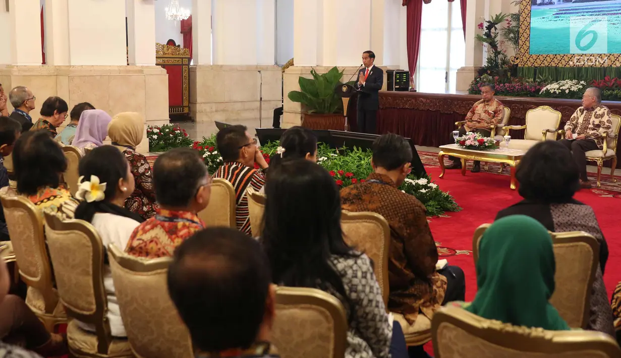 Suasana rapat kerja Kementerian Perdagangan (Kemendag) 2018 di Istana Negara, Jakarta, Rabu (31/1). Dalam Sambutannya Jokowi meminta agar perdagangan Indonesia harus bisa bersaing dan tembus pasar international. (Liputan6.com/Angga Yuniar)