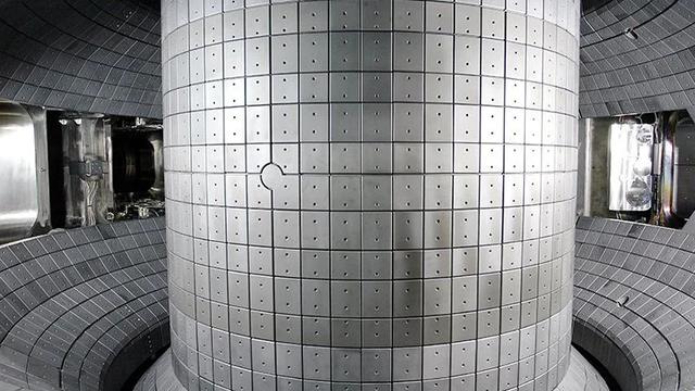 KSTAR atau Matahari Buatan Korea Selatan. (Korea Institute of Fusion Energy)