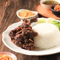 ilustrasi ayam bebek hitam/Ika Rahma H/Shutterstock