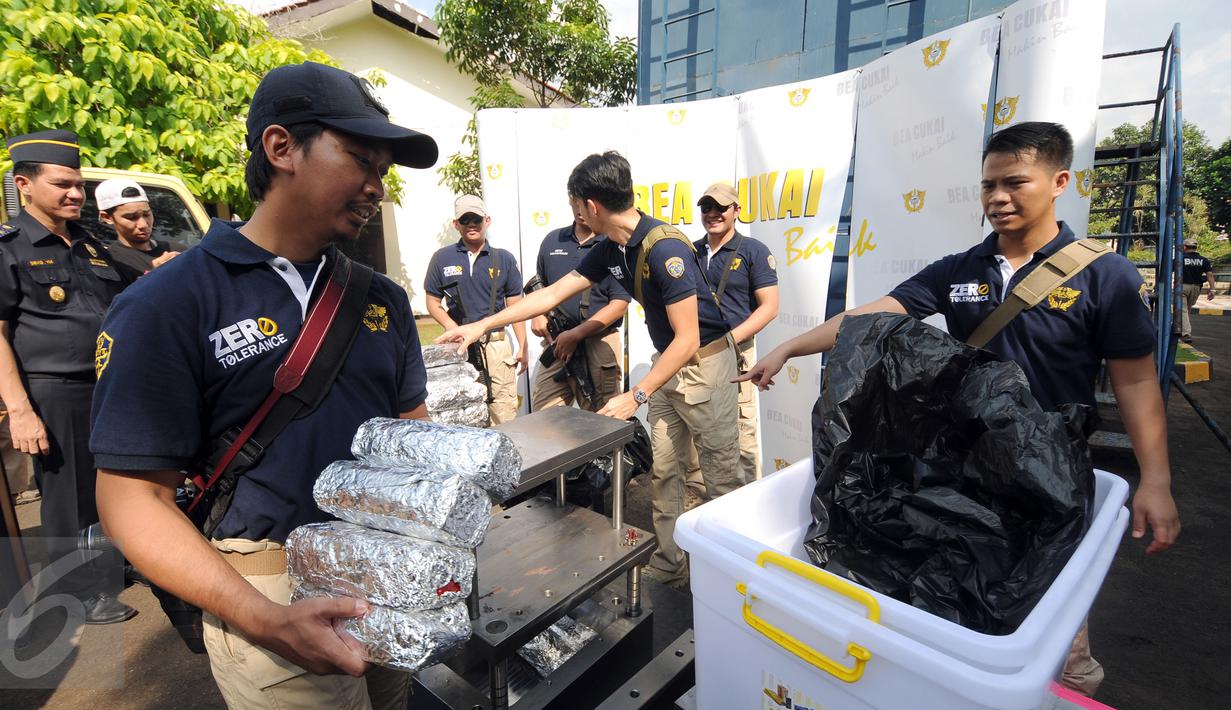 Bea Cukai dan BNN Ungkap Penyelundupan 33 kg Sabu dalam ...