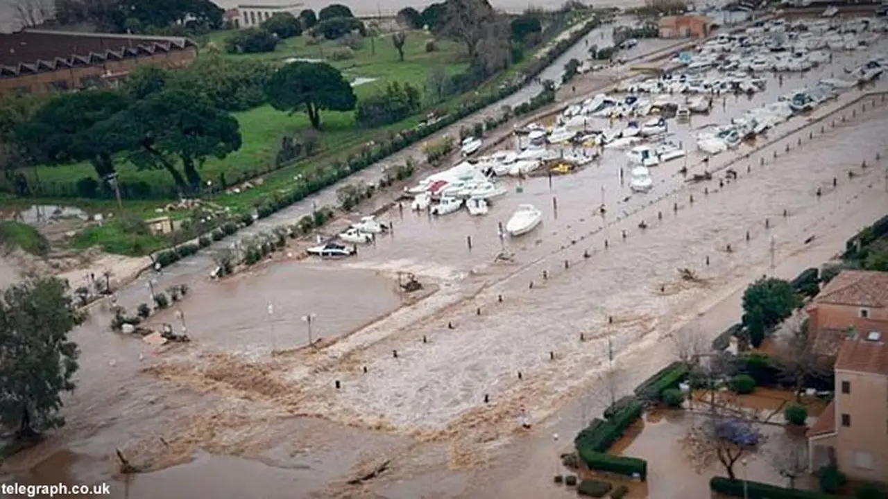 banjir-prancis140120b.jpg