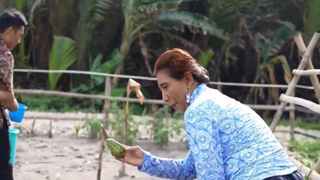 Susi Pudjiastuti